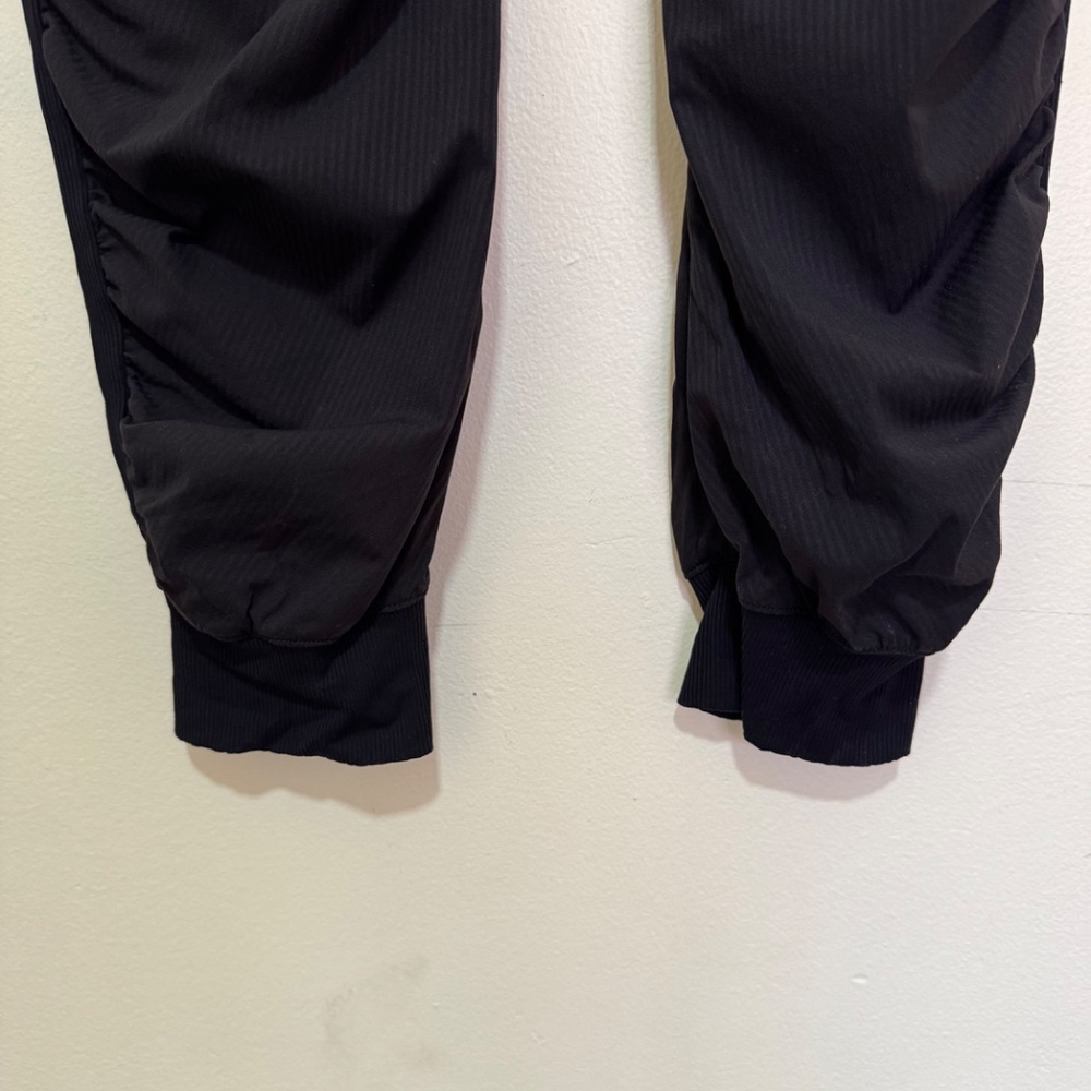 Lululemon Beyond the Studio Jogger in Black Color Size 8 - Picture 14 of 16